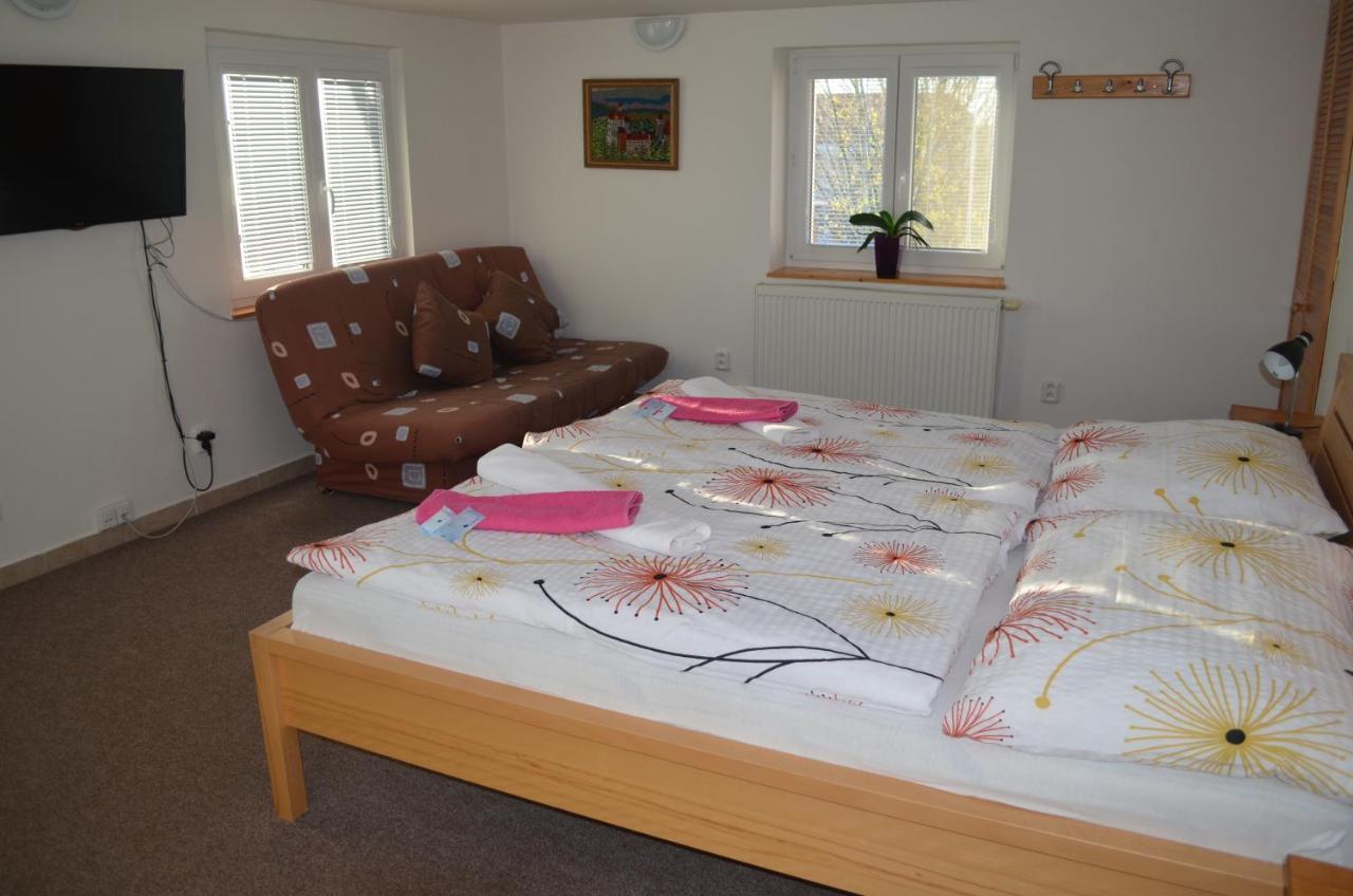 Famozclub Hotel Bakov nad Jizerou Kültér fotó