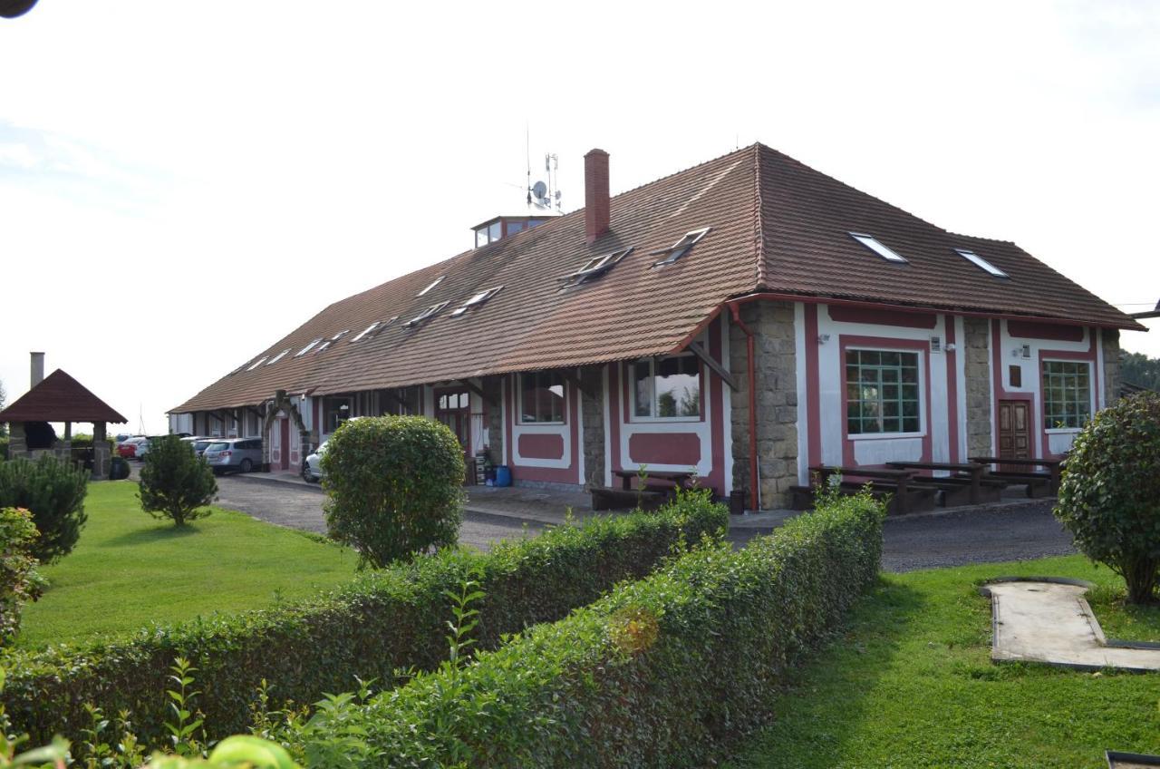Famozclub Hotel Bakov nad Jizerou Kültér fotó